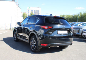 Подержанный автомобиль Mazda CX-5 2018 года (6 фото)