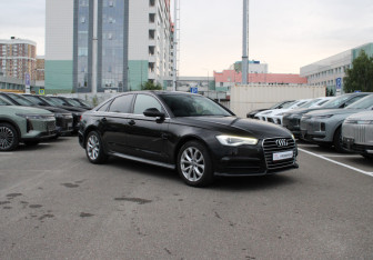 Подержанный автомобиль Audi A6 Sedan 2016 года (3 фото)