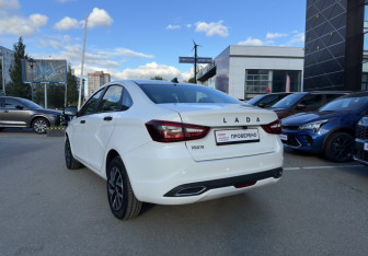Подержанный автомобиль LADA (ВАЗ) Vesta Sedan 2023 года (5 фото)
