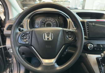 Подержанный автомобиль Honda CR-V 2012 года (11 фото)