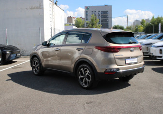 Подержанный автомобиль Kia Sportage 2018 года (6 фото)