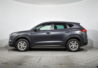 Подержанный автомобиль Hyundai Tucson 2020 года (8 фото)