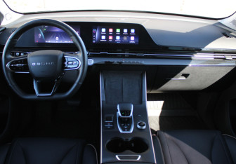 Подержанный автомобиль Omoda C5 2023 года (9 фото)