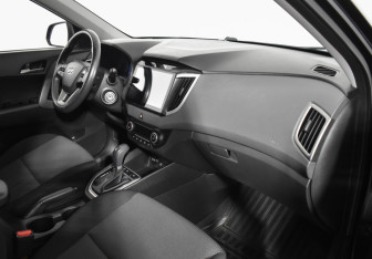Подержанный автомобиль Hyundai Creta 2016 года (12 фото)