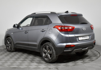 Подержанный автомобиль Hyundai Creta 2018 года (7 фото)