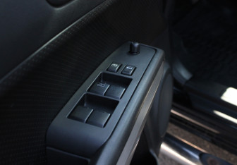 Подержанный автомобиль Nissan X-Trail 2014 года (15 фото)