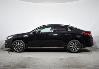 Подержанный автомобиль Kia Optima Sedan 2019 года (8 фото)