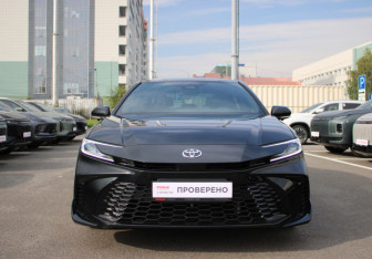 Подержанный автомобиль Toyota Camry Sedan 2024 года (2 фото)