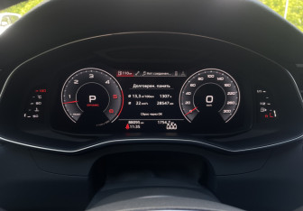 Подержанный автомобиль Audi A7 2020 года (15 фото)