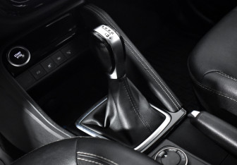 Подержанный автомобиль Renault Kaptur 2021 года (11 фото)