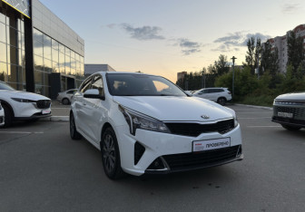 Подержанный автомобиль Kia Rio Sedan 2020 года (3 фото)