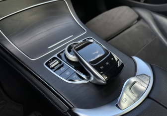 Подержанный автомобиль Mercedes-Benz GLC Coupe 2015 года (18 фото)