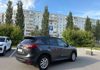 Подержанный автомобиль Mazda CX-5 2016 года (5 фото)