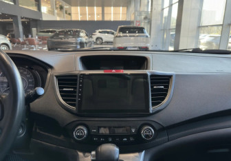 Подержанный автомобиль Honda CR-V 2012 года (12 фото)