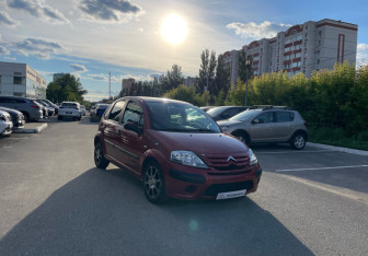 Подержанный автомобиль Citroen C3 Hatchback 2006 года (3 фото)