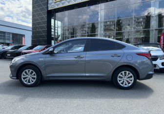 Подержанный автомобиль Hyundai Solaris Sedan 2020 года (8 фото)