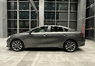 Подержанный автомобиль Kia Cerato Sedan 2020 года (4 фото)