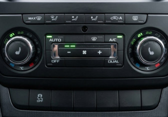 Подержанный автомобиль Skoda Yeti 2017 года (11 фото)