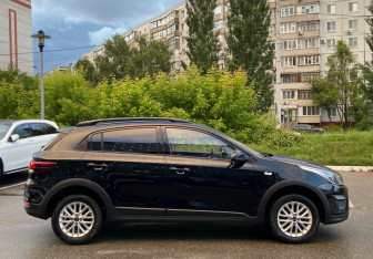 Подержанный автомобиль Kia Rio Hatchback 2020 года (4 фото)