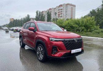 Подержанный автомобиль Changan CS35PLUS 2023 года (3 фото)