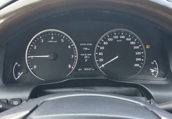 Подержанный автомобиль Lexus ES 2014 года (16 фото)