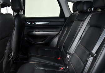 Подержанный автомобиль Mazda CX-5 2019 года (13 фото)
