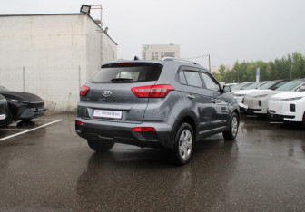 Подержанный автомобиль Hyundai Creta 2018 года (4 фото)