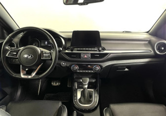 Подержанный автомобиль Kia Cerato Sedan 2020 года (15 фото)