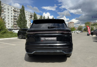 Подержанный автомобиль Geely Monjaro 2023 года (6 фото)