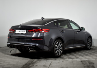 Подержанный автомобиль Kia Optima Sedan 2019 года (5 фото)