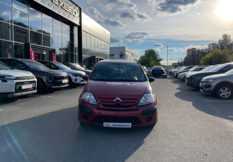 Подержанный автомобиль Citroen C3 Hatchback 2006 года (2 фото)