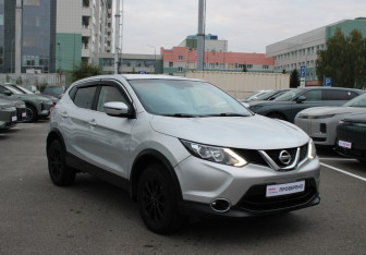 Подержанный автомобиль Nissan Qashqai 2018 года (5 фото)