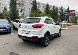 Подержанный автомобиль Hyundai Creta 2018 года (5 фото)