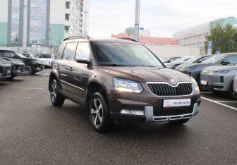 Подержанный автомобиль Skoda Yeti 2014 года (3 фото)