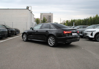 Подержанный автомобиль Audi A6 Sedan 2016 года (6 фото)