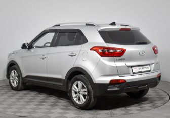 Подержанный автомобиль Hyundai Creta 2017 года (7 фото)