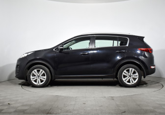 Подержанный автомобиль Kia Sportage 2018 года (8 фото)