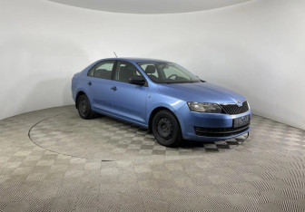 Подержанный автомобиль Skoda Rapid Liftback 2016 года (3 фото)