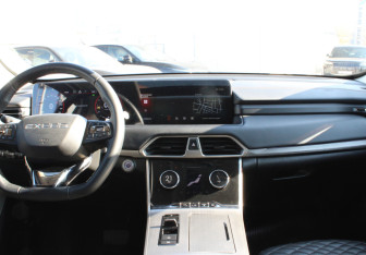 Подержанный автомобиль Exeed TXL 2023 года (9 фото)
