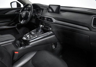 Подержанный автомобиль Mazda CX-9 2018 года (16 фото)