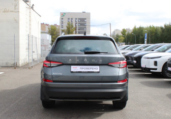 Подержанный автомобиль Skoda Kodiaq 2022 года (4 фото)