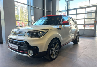 Подержанный автомобиль Kia Soul 2016 года (19 фото)