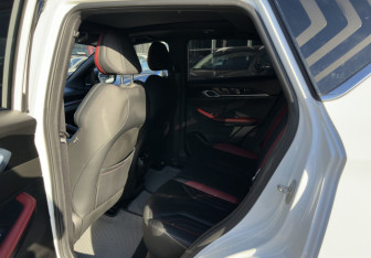 Подержанный автомобиль Geely Coolray 2024 года (17 фото)