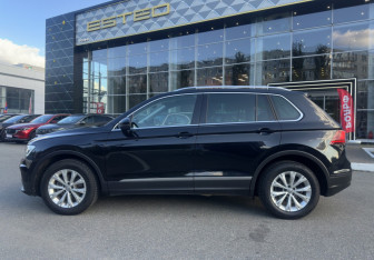 Подержанный автомобиль Volkswagen Tiguan 2017 года (8 фото)