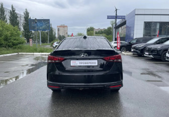 Подержанный автомобиль Hyundai Solaris Sedan 2020 года (6 фото)