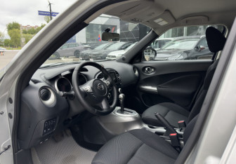 Подержанный автомобиль Nissan Juke 2012 года (9 фото)
