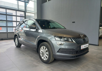 Подержанный автомобиль Skoda Karoq 2021 года (3 фото)