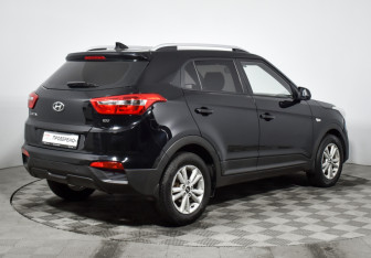 Подержанный автомобиль Hyundai Creta 2016 года (5 фото)