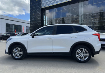 Подержанный автомобиль Haval Jolion 2025 года (8 фото)