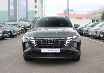Подержанный автомобиль Hyundai Tucson 2021 года (2 фото)